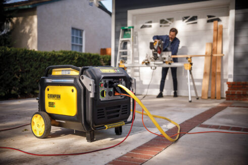 Champion 201175 8500W Electric Start Dual Fuel Inverter with CO Shield