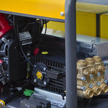 Load image into Gallery viewer, 3,000 PSI 8.0GPM Hot Water Pressure Washer with Honda GX690 Engine and General Triplex Pump - HW3024HG12V