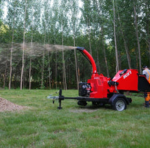 Load image into Gallery viewer, 25hp 750cc Twin Cylinder ZONSEN Petrol Engine 7" Hydraulic Feeding Wood Chipper, DCH7