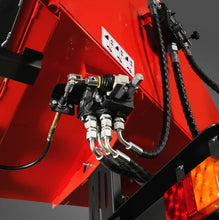 Load image into Gallery viewer, 25hp 750cc Twin Cylinder ZONSEN Petrol Engine 7" Hydraulic Feeding Wood Chipper, DCH7