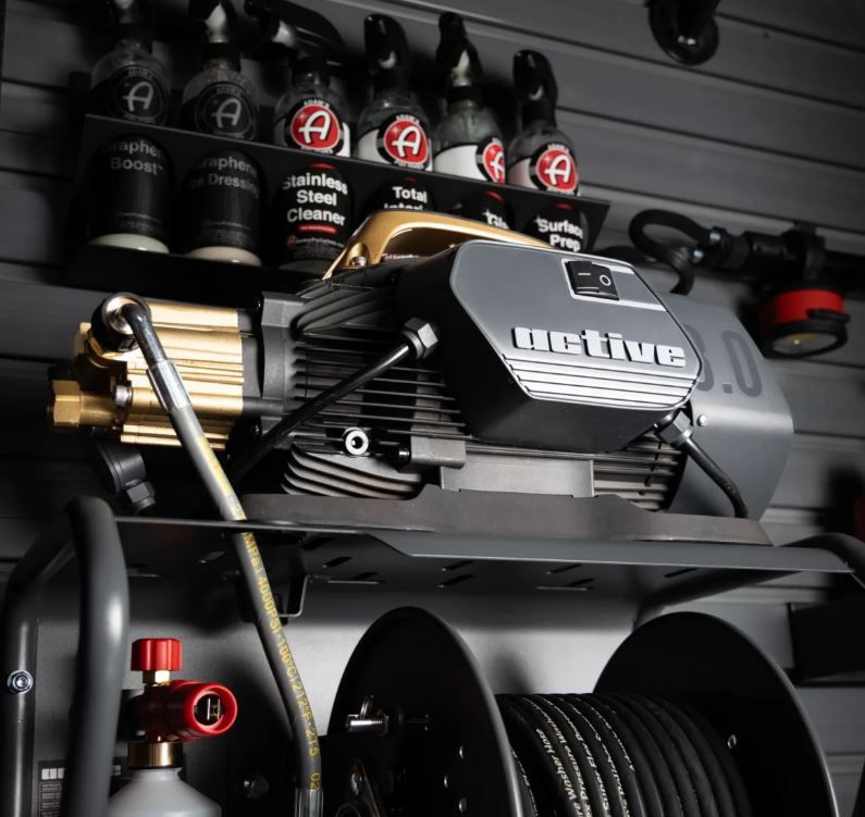 Adam’s Active 3.0 1000 PSI 3.0 GPM and Fully Serviceable 5-Piston PumpElectric Pressure Washer