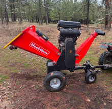 Load image into Gallery viewer, 8 inch ZONSEN E-Start 1000cc 35hp Gas Powered 4 - Wheel Drum Wood Chipper with Taillight , B200