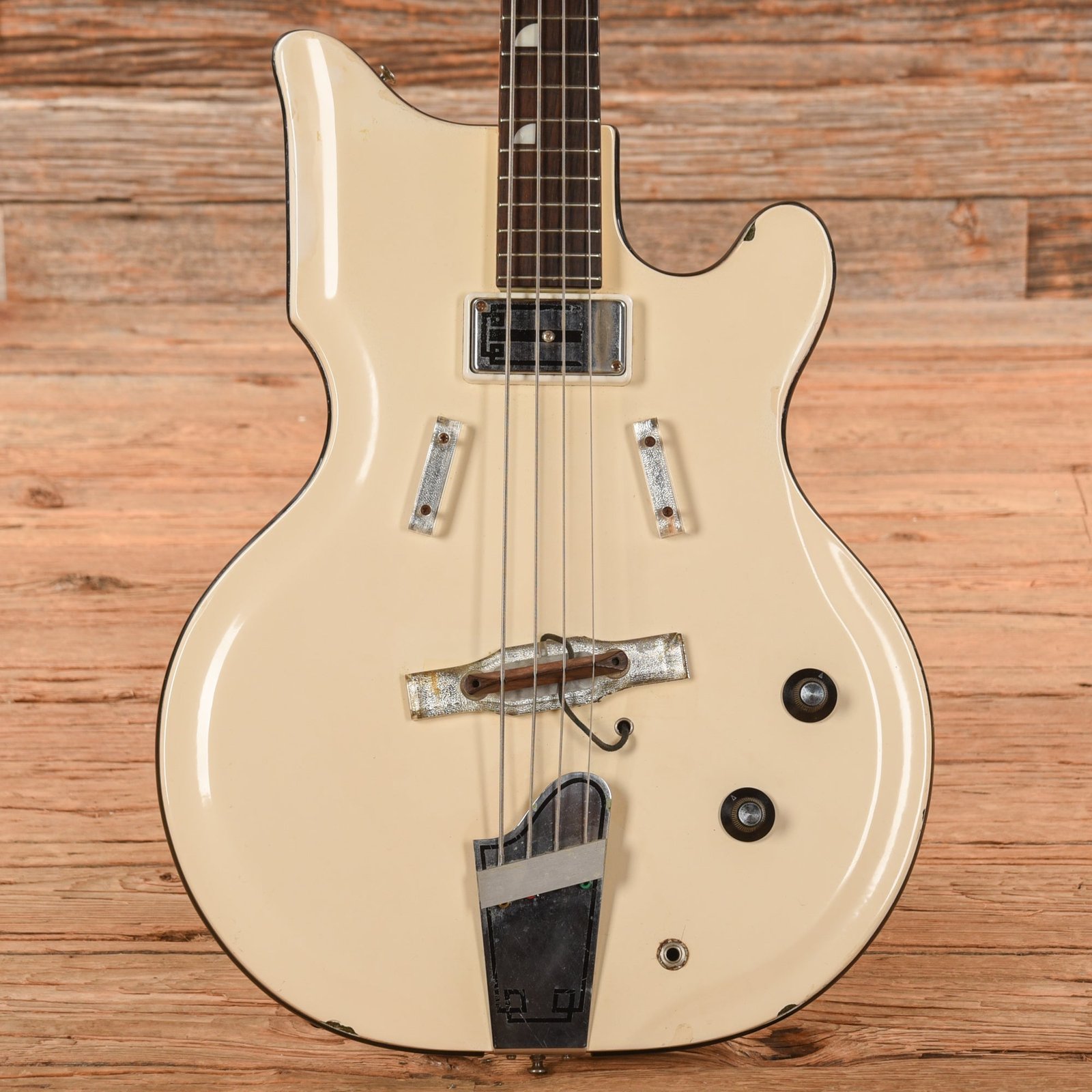 National Res-o-glass Val-Pro 85 Bass White 1960s