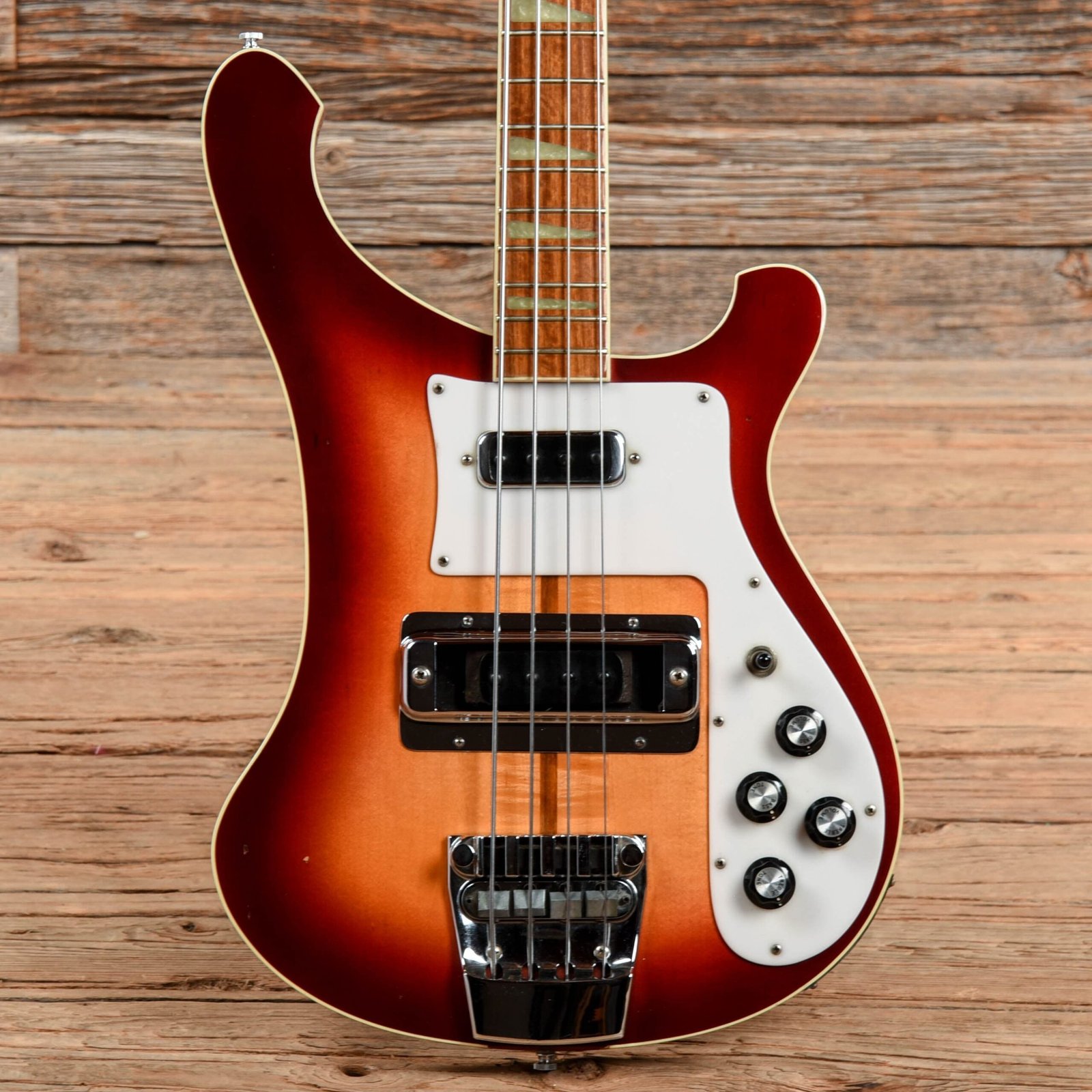Rickenbacker 4001 Fireglo 1980